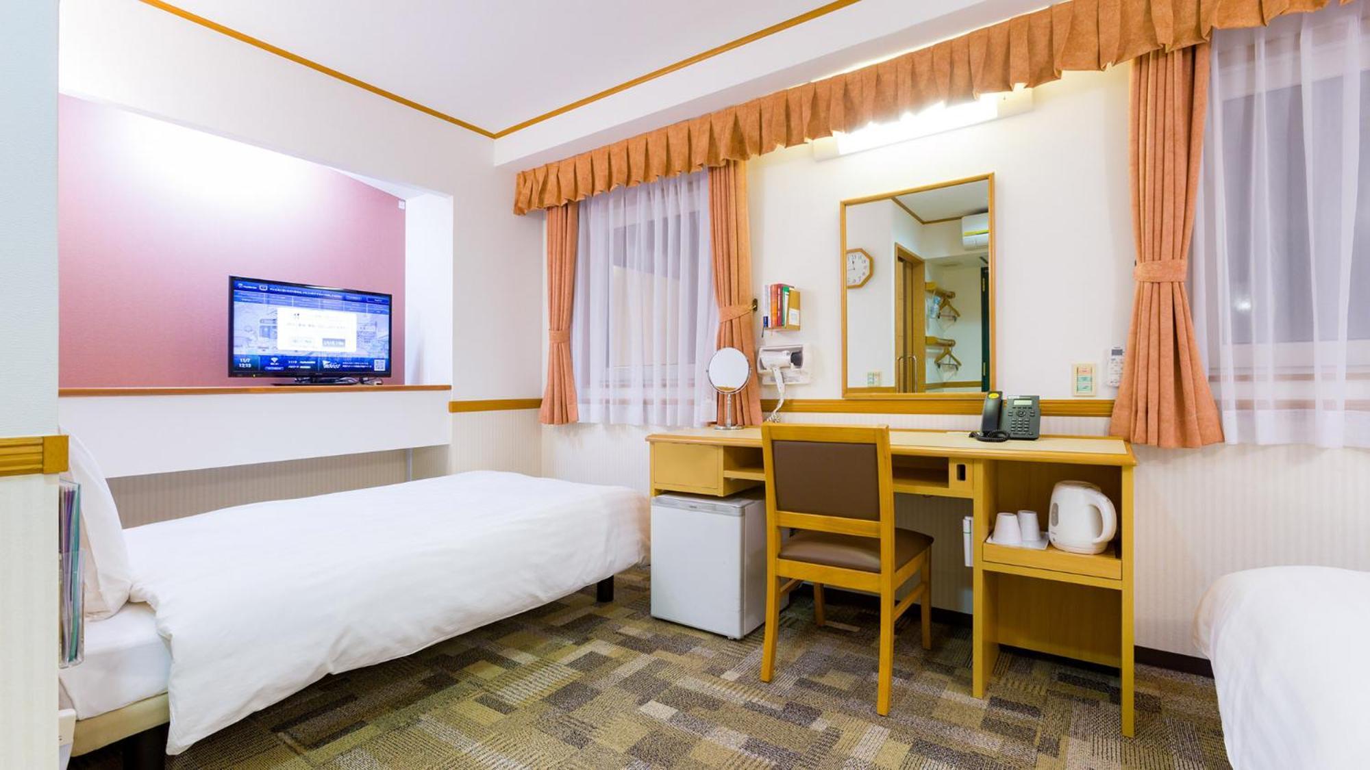 Toyoko Inn Toyohashi Eki Higashi Guchi Phòng bức ảnh
