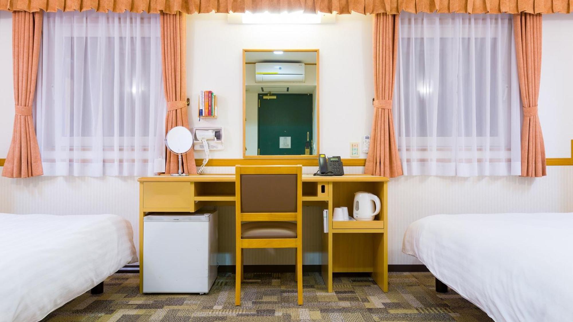 Toyoko Inn Toyohashi Eki Higashi Guchi Phòng bức ảnh
